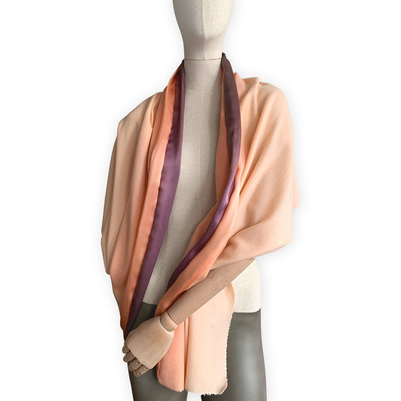 wool-cashmere-scarf-hand-painted-185x58cm-peach-otta-italy-2244